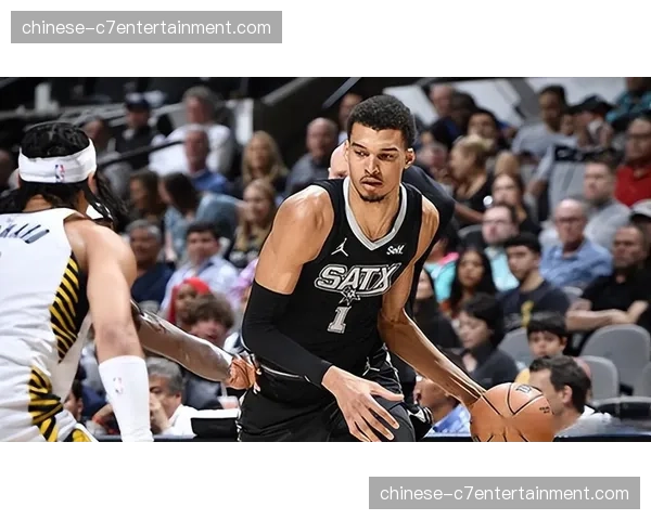 文班亚马20分出手仅18次 马刺进攻效率因其高效终结而提升